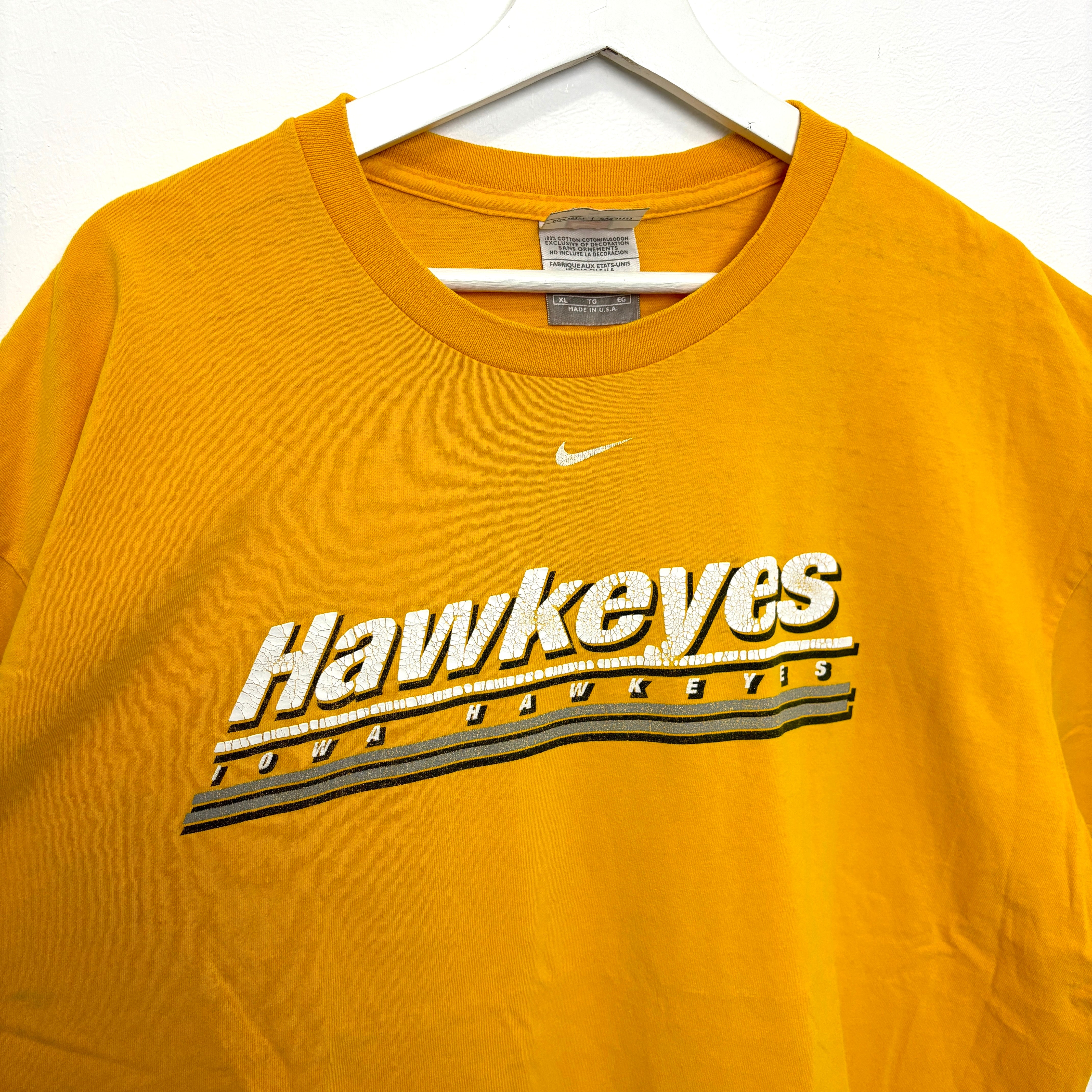 90s NIKE IOWA Hawkeyes Graphic T-Shirt Yellow Tee Made in USA