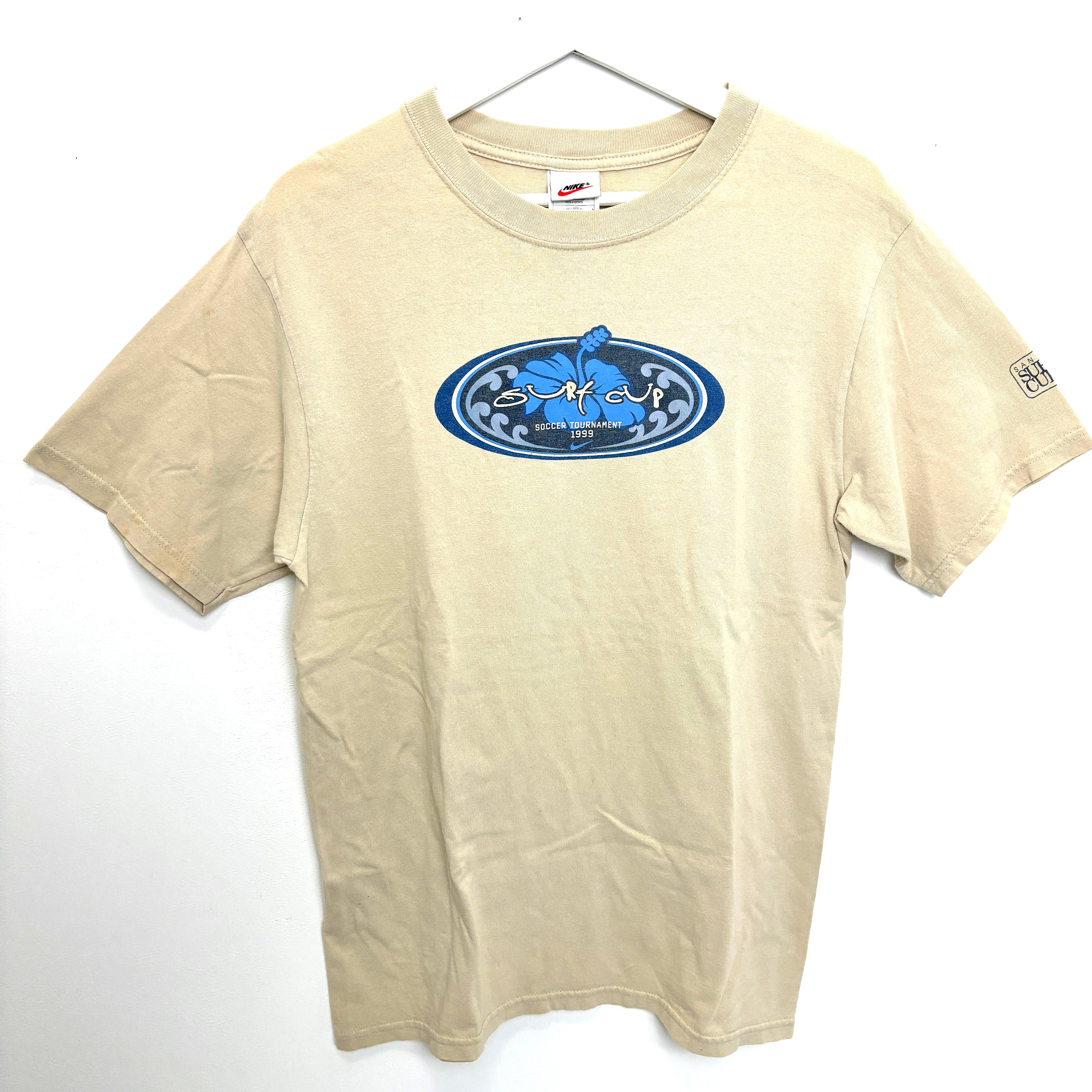 90s NIKE SAN DIEGO Surf Cup Graphic logo T-Shirt Beige Tee