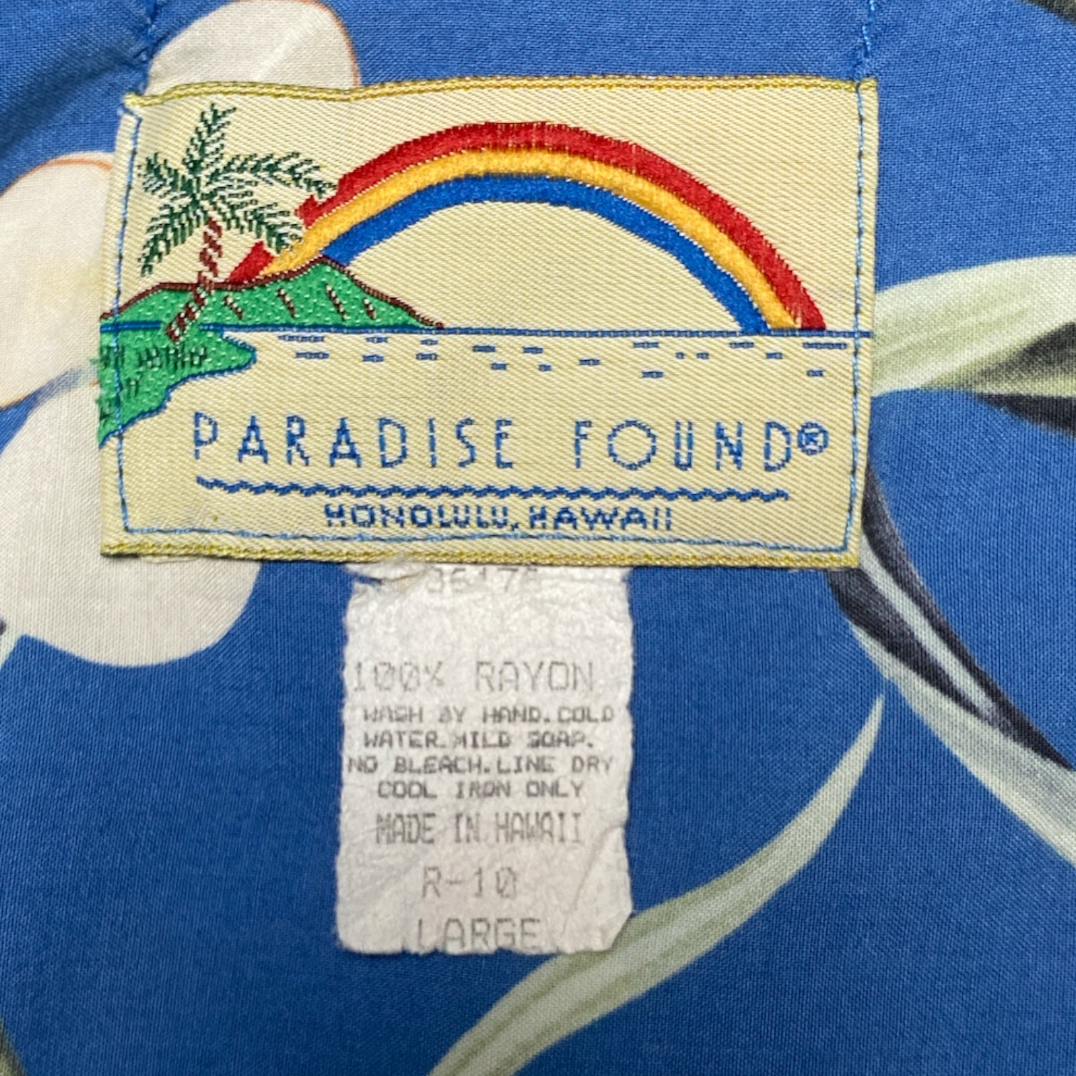 PARADISE FOUND Hawaiian Aloha Shirt Made in HAWAI.USA RAYON