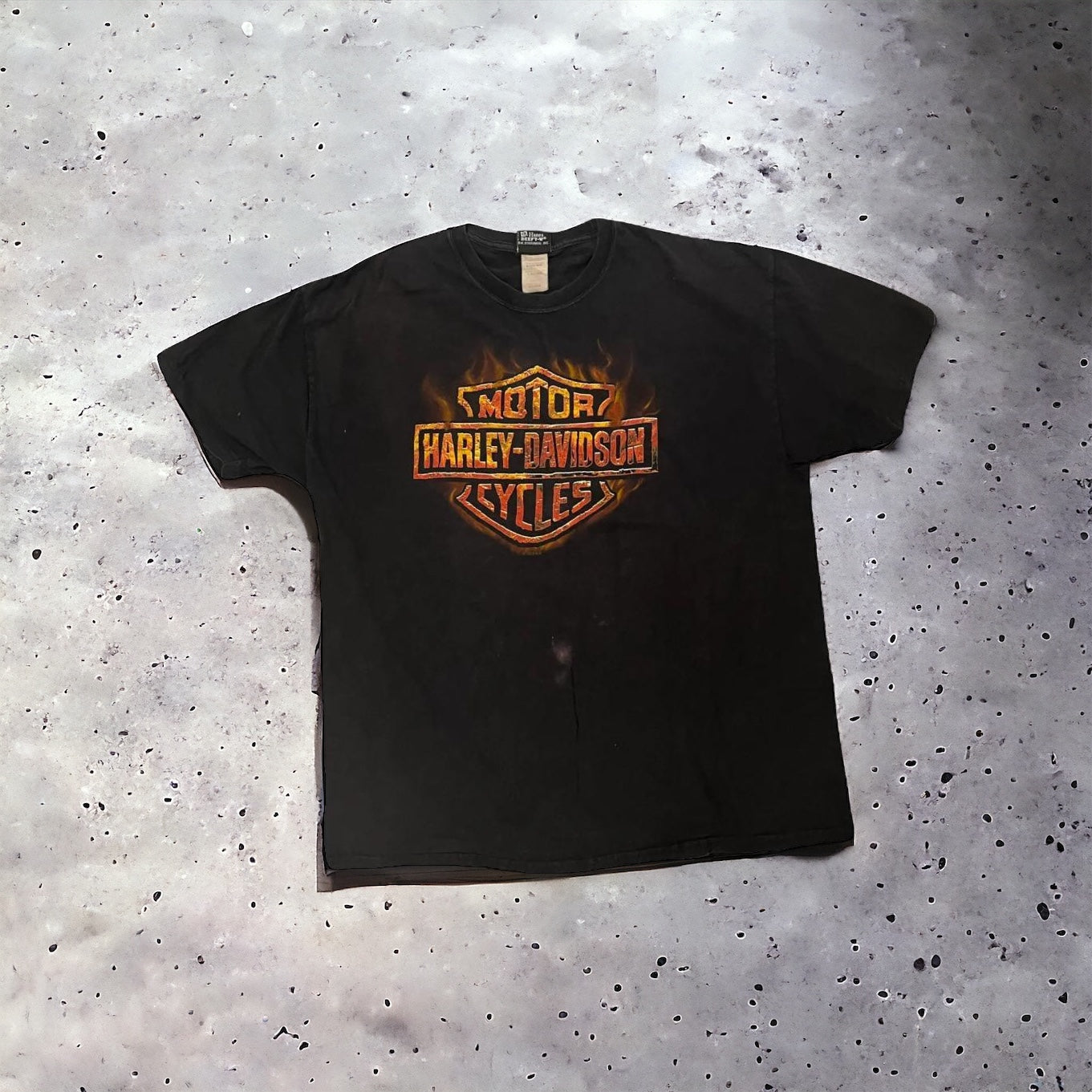 Harley Davidson Tee Flame logo  Hanes  BEFFY-T